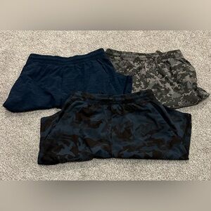 Lululemon BUNDLE OF 3 Men’s Athletic Size Small Shorts